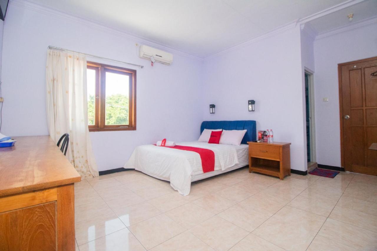 Reddoorz Near Pantai Boom Banyuwangi (East Java) Exterior foto