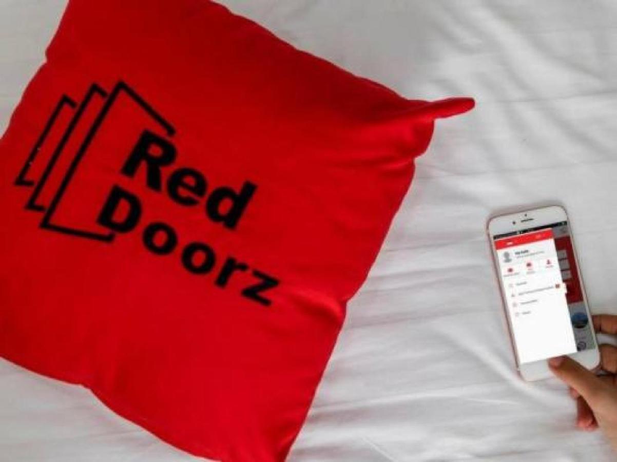 Reddoorz Near Pantai Boom Banyuwangi (East Java) Exterior foto