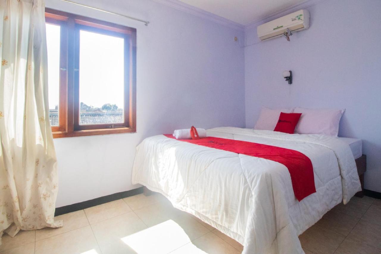 Reddoorz Near Pantai Boom Banyuwangi (East Java) Exterior foto